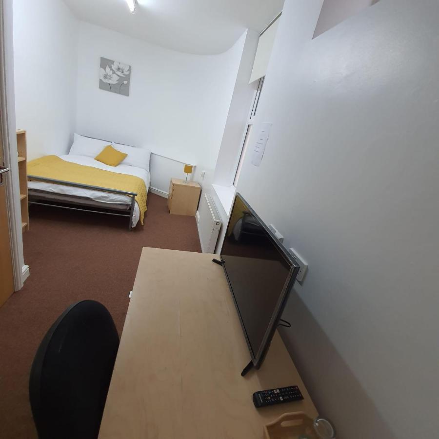 D19 Sangha Hall レスター エクステリア 写真